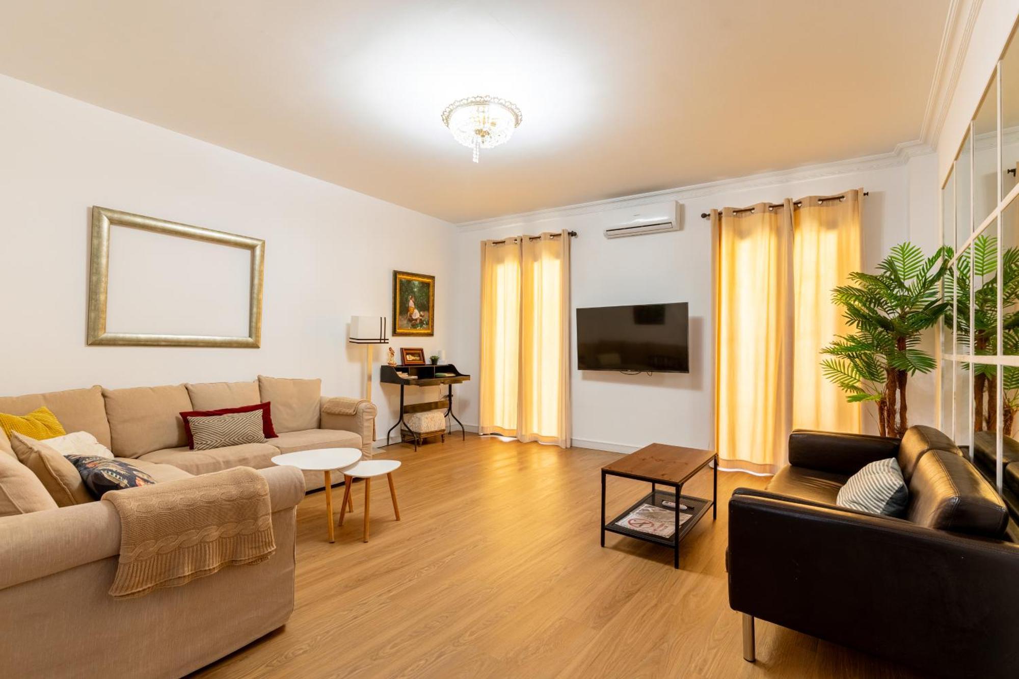 House Sevillana Parking מראה חיצוני תמונה