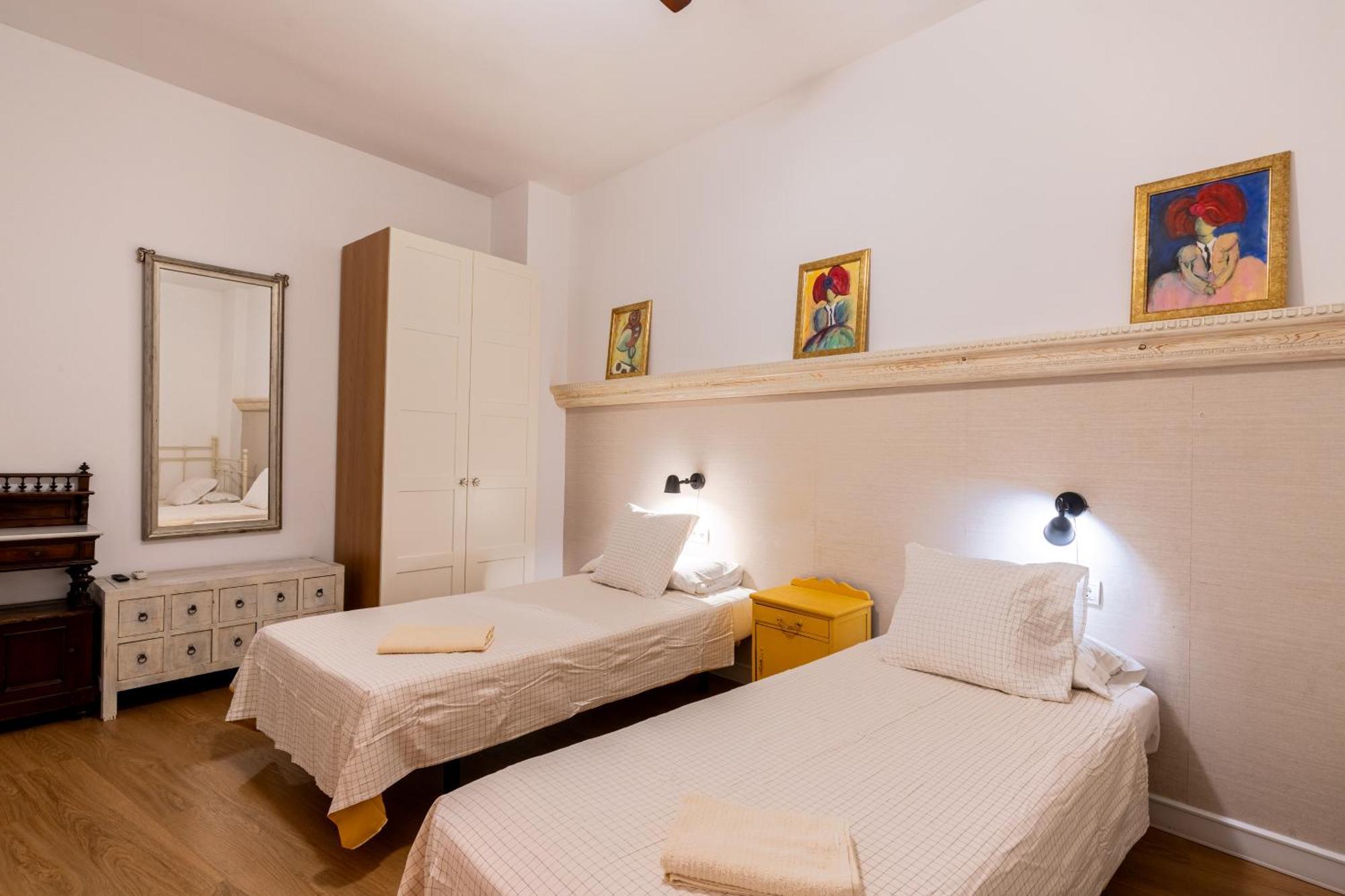 House Sevillana Parking מראה חיצוני תמונה
