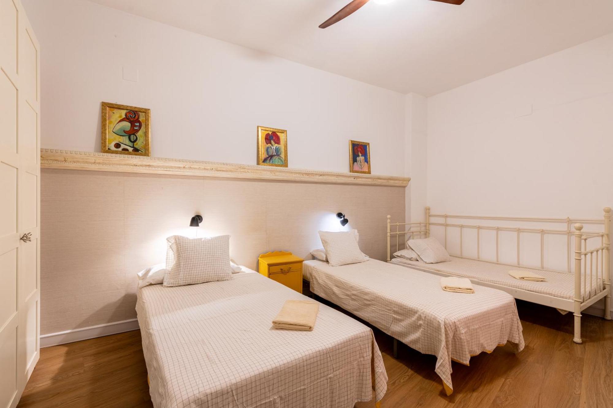 House Sevillana Parking מראה חיצוני תמונה