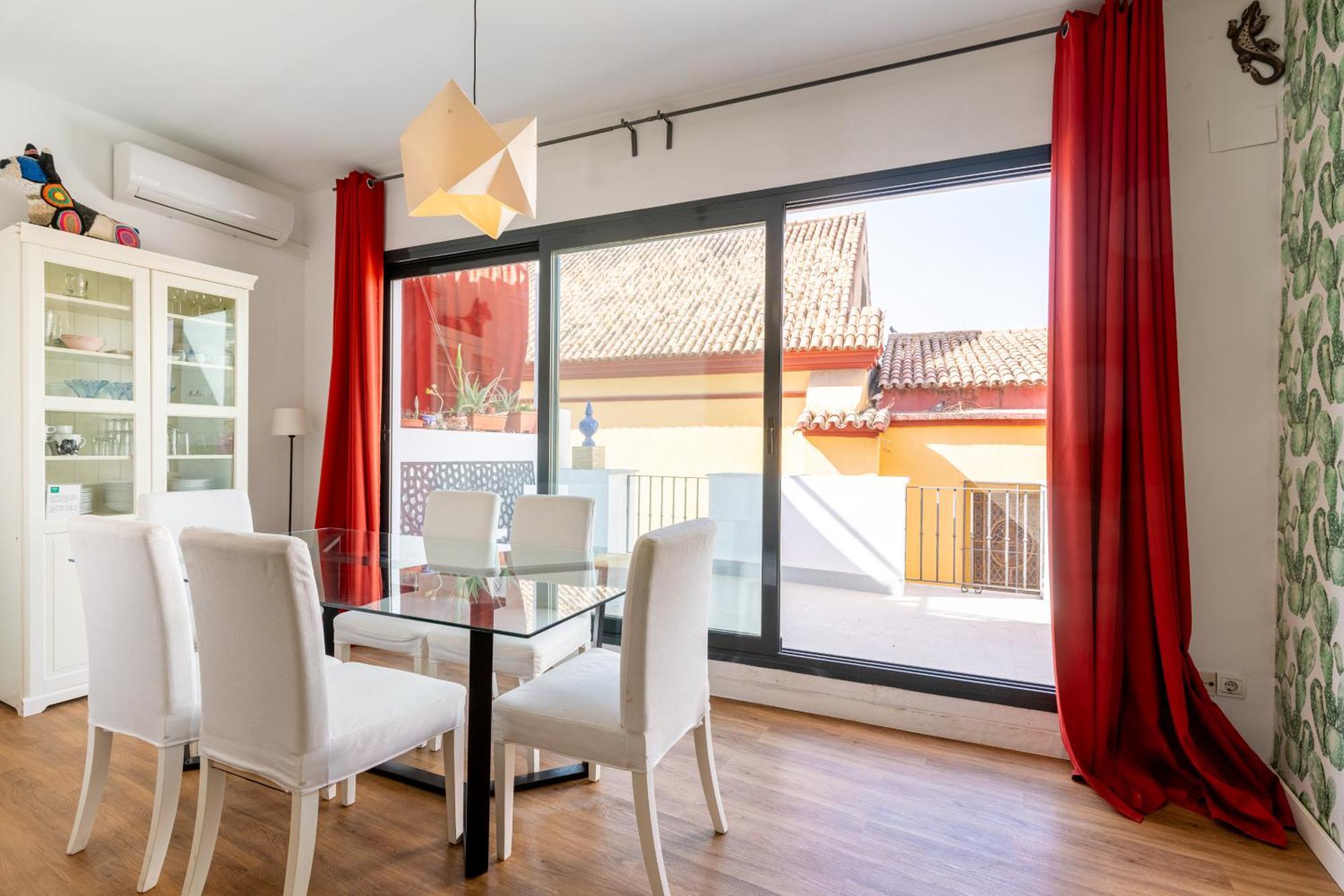 House Sevillana Parking מראה חיצוני תמונה