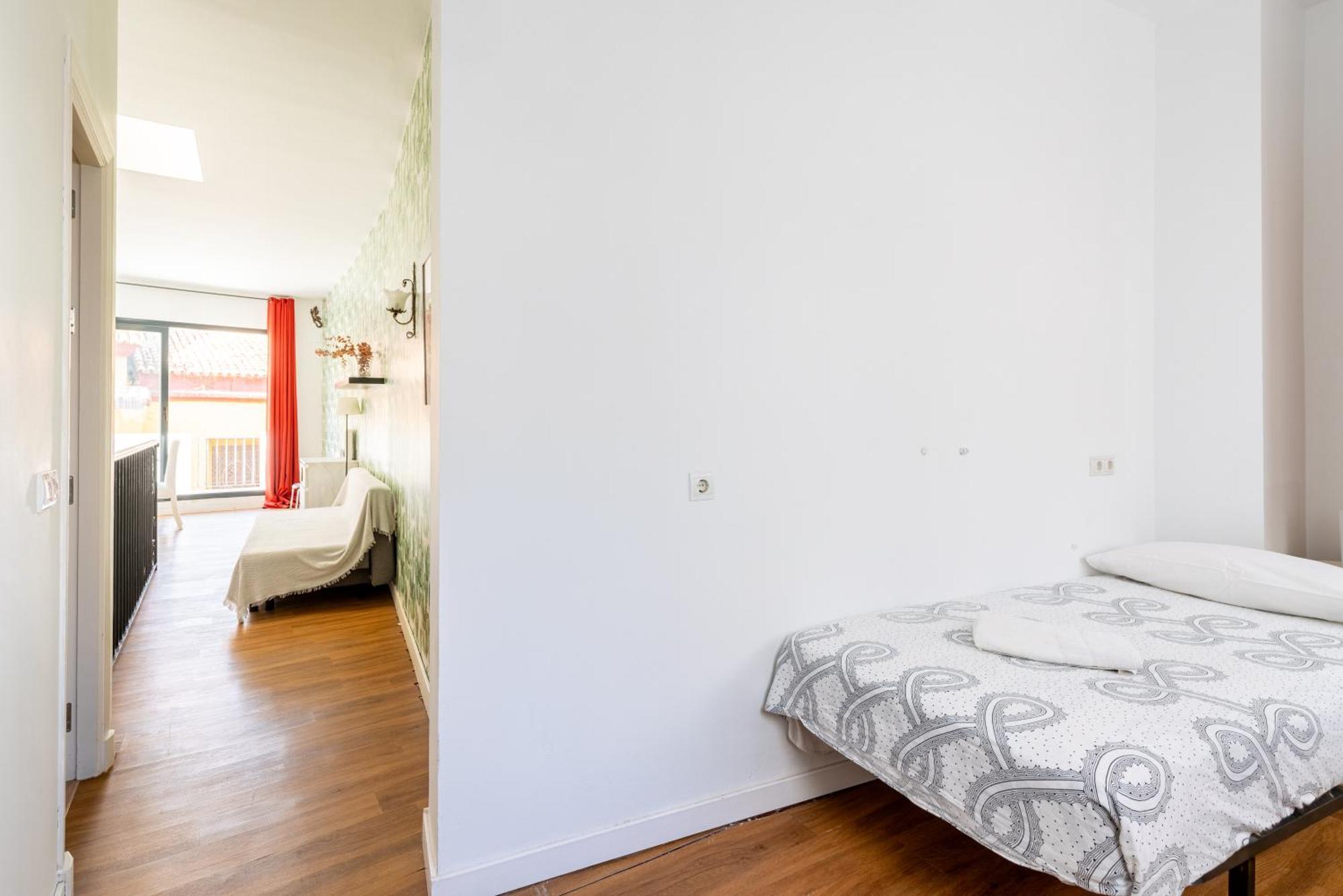 House Sevillana Parking מראה חיצוני תמונה