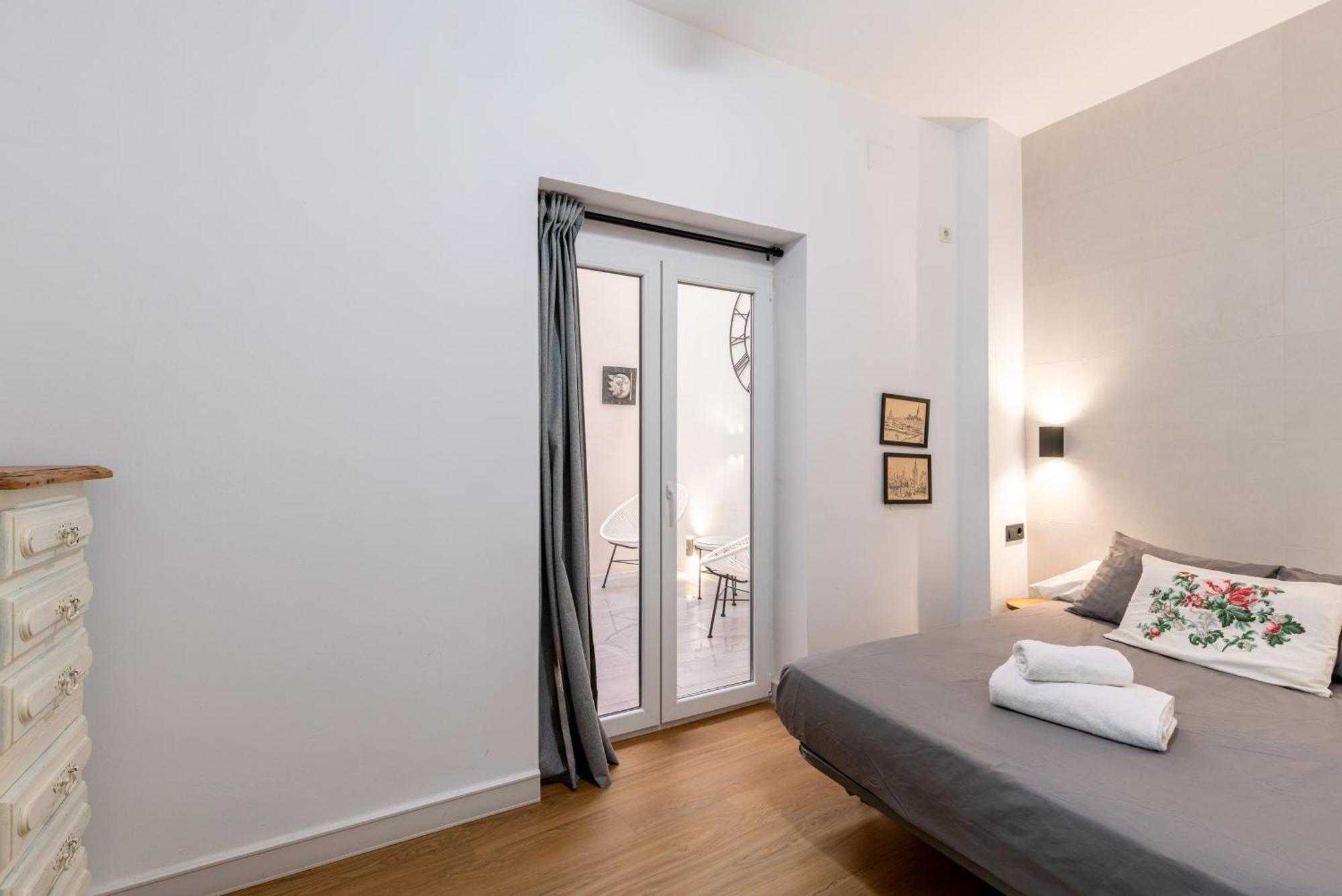 House Sevillana Parking מראה חיצוני תמונה